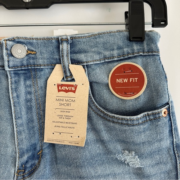 Girl’s NWT Levi’s Mini Mom Short Size 14 - Picture 2 of 3